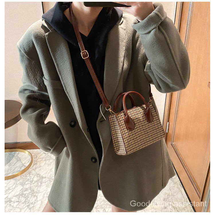 Túi đeo vai hình vuông nhỏ họa tiết răng cưa phong cách cổ điển thời trang Hàn Quốc thu đông 2023