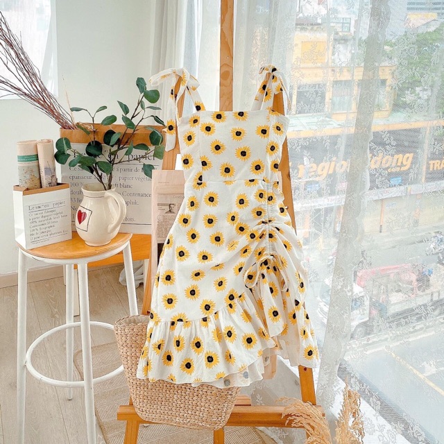 Đầm hoa cúc 🌷Đầm hoa cúc 2 dây | BigBuy360 - bigbuy360.vn