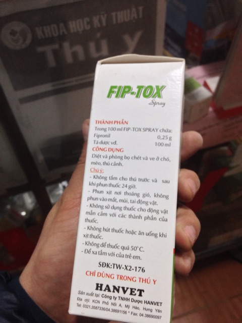 Thuốc xịt diệt ve,rận chó mèo FIP-TOX SPRAY 100 ml.