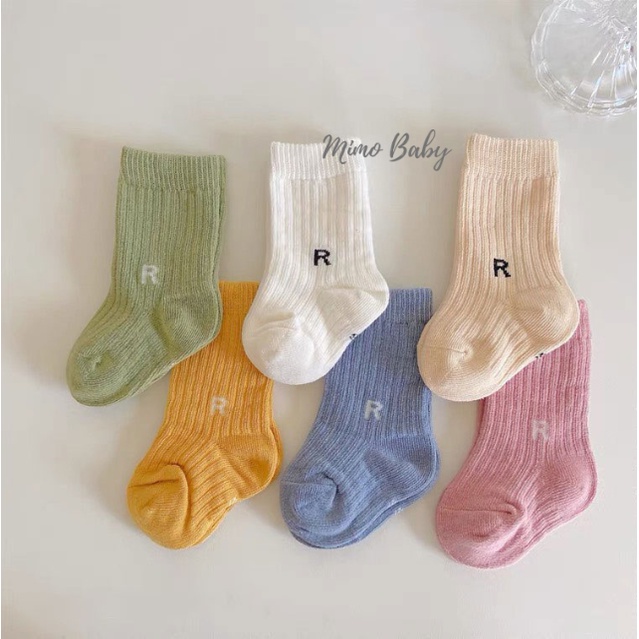 Tất vớ cao cổ chất liệu len thêu chữ R dễ thương cho bé T32 Mimo baby