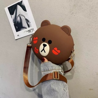 Túi đeo chéo silicon gấu brown