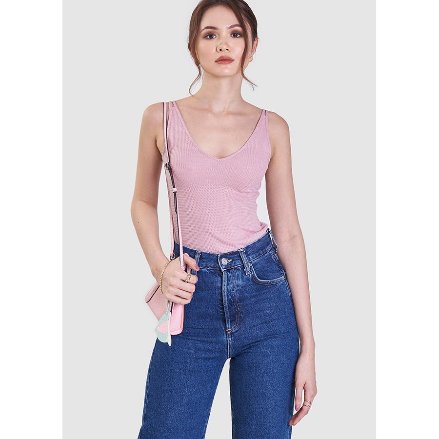 [Mã FAMALLT5 giảm 15% đơn 150k] Áo thun knit tanktop cổ tim form ôm - MARC FASHION