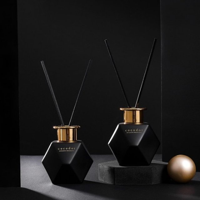 Tinh dầu tán hương Cocodor Black Gold Edition 200ml thơm phòng, tỏa hương thư giãn_Mỹ phẩm Hàn Quốc chính hãng