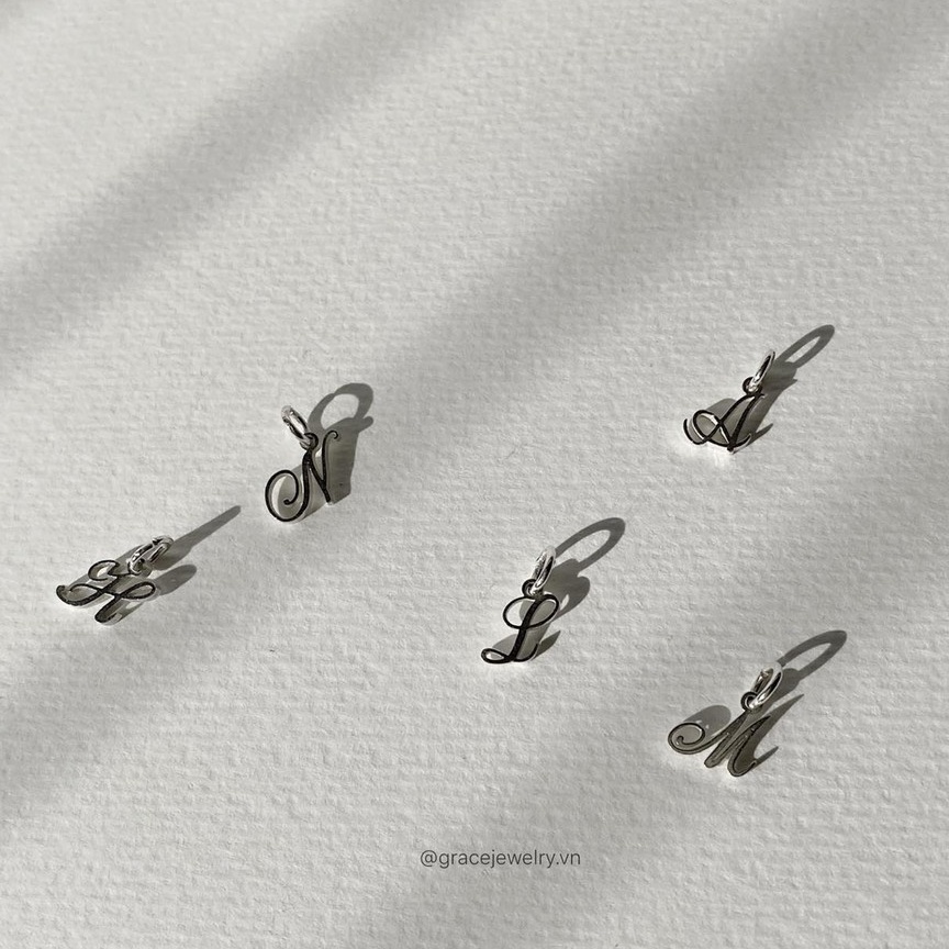 Charm (Mặt dây chuyền) Chữ cái "The Sign" - Phong cách Hàn Quốc - Grace Jewelry