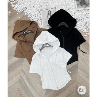 Áo croptop nón ngắn tay khóa kéo