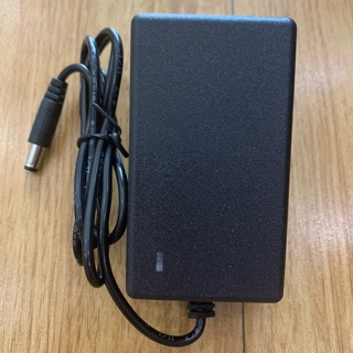 Sạc pin máy khoan 12.6V 2A chữ trắng