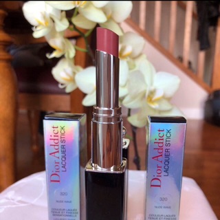 Son Dior 320 xách tay Canada