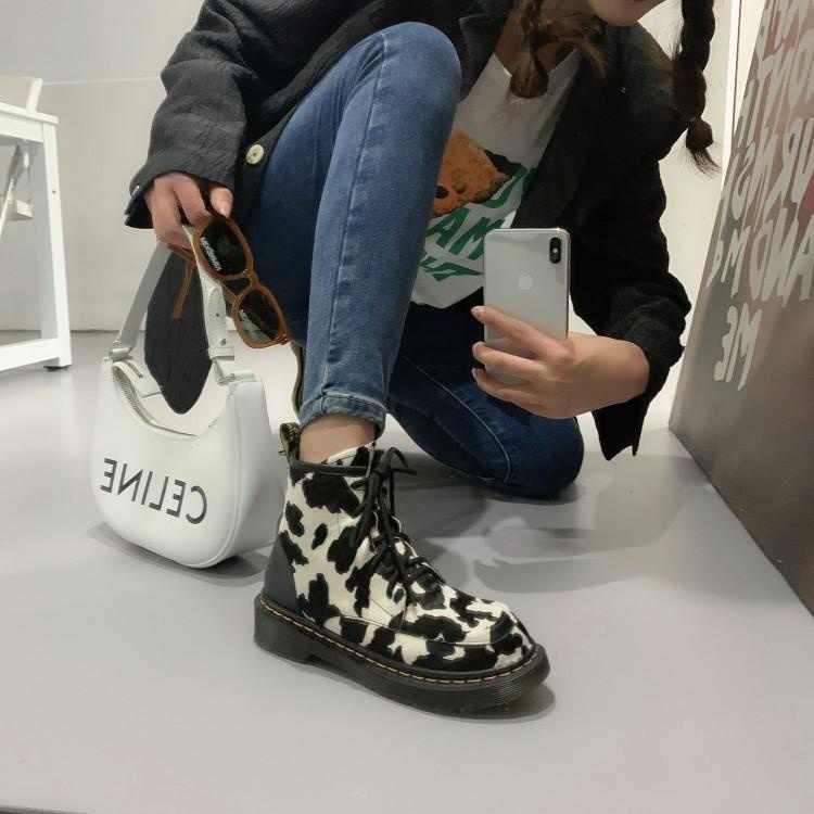 Boots Martin Hoạ Tiết Da Báo Màu Trắng Đen Cho Phái Nữ