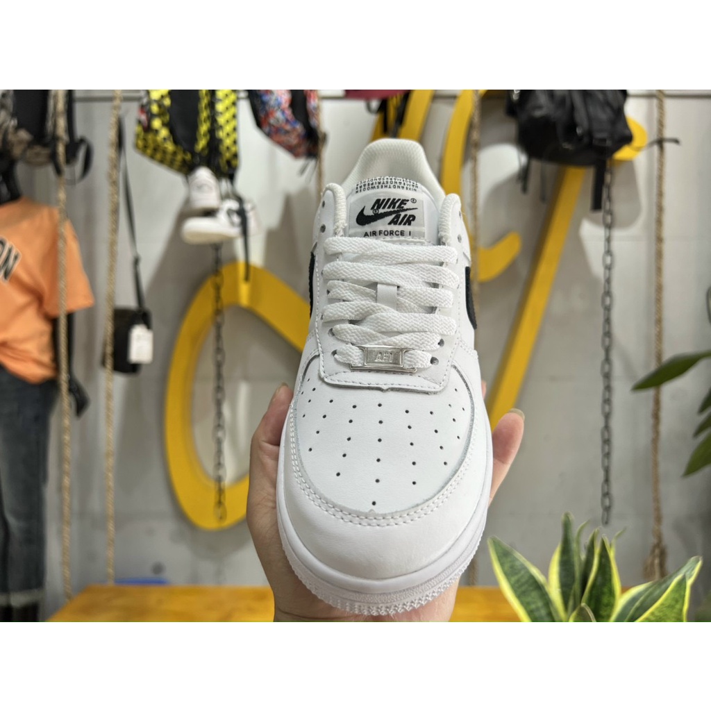 Giày 𝗔𝗙𝟭 𝗡𝗜𝗞𝗘_Trắng Đen Nam Nữ, Giày 𝗡𝗜𝗞𝗘_Air Force 1 All White black, AF1 móc đen, AF1, Full Box Bill