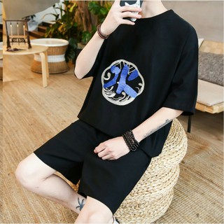 Bộ đồ thể thao nam phong thuỷ cá tính.