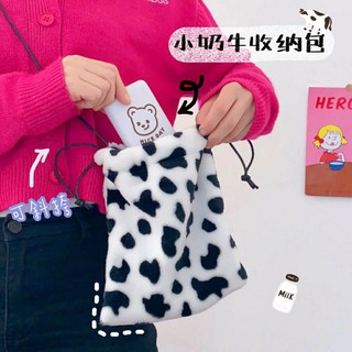 Túi lông rút bò sữa hot trend