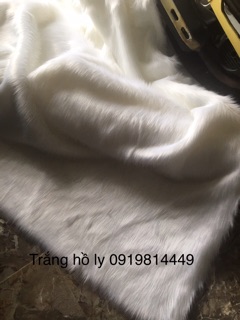 THẢM LÔNG MÀU TRẮNG HỒ LY