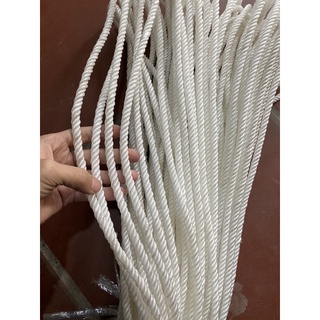 Dây thừng ,dây chạc nylon 8li  bền dai giá 10m