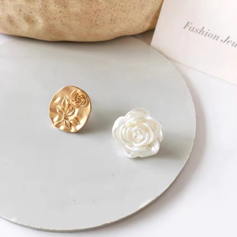 Bông Tai Kim Loại Mạ Bạc 925 Hình Hoa Hồng Phong Cách Retro Hàn Quốc Mới