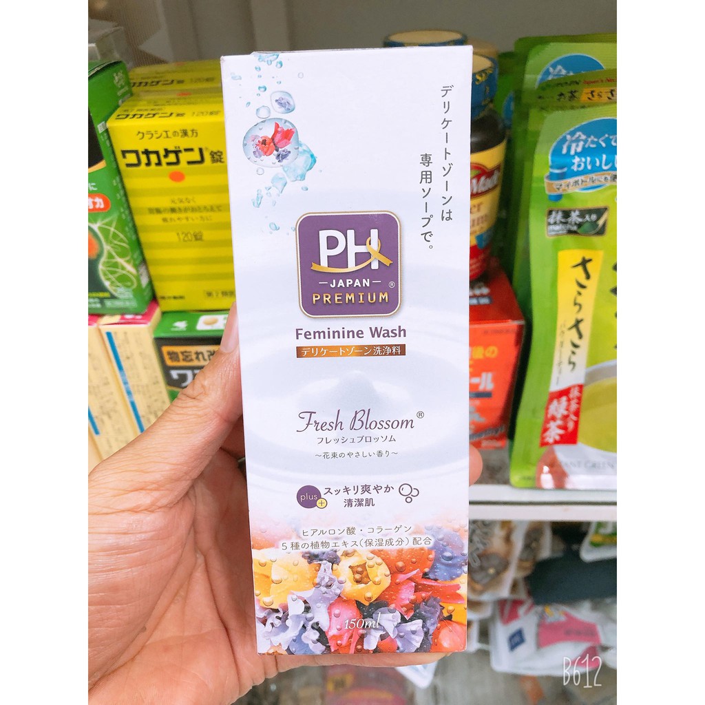 Dung dịch vệ sinh phụ nữ PH Care hương hoa