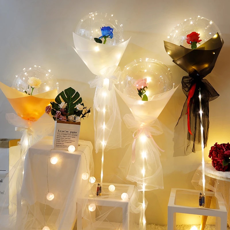 Bong bóng bay tích hợp đèn LED gắn hoa hồng lãng mạn