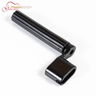 Tay quay thay dây đàn guitar, cậy chốt đàn guitar