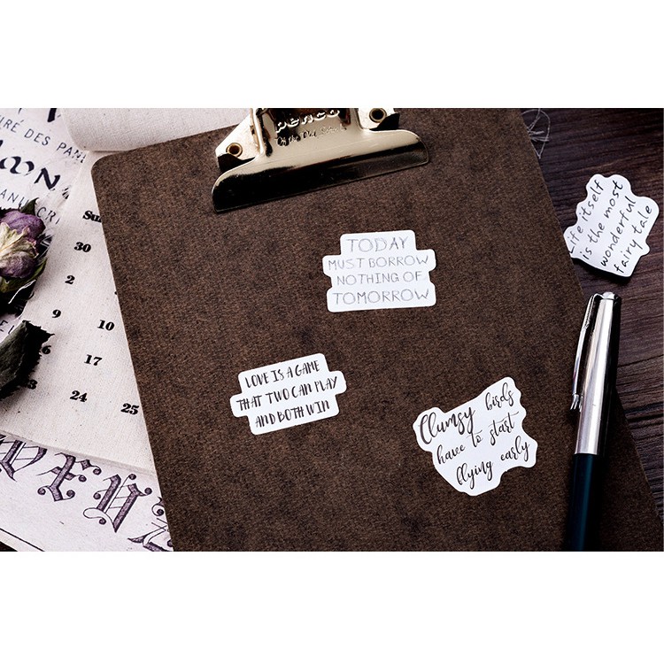 Hộp 46 miếng sticker mẫu báo trắng đen newspaper