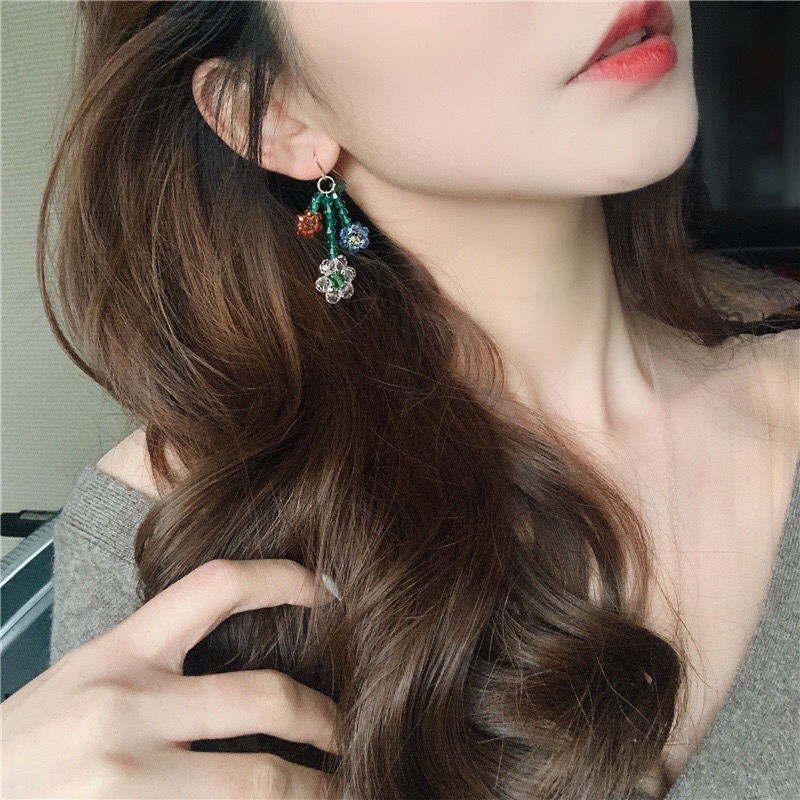Hoa Tai Dạng Xoắn Ốc Đính Hạt Pha Lê Nhiều Màu Dễ Thương Cho Nữ