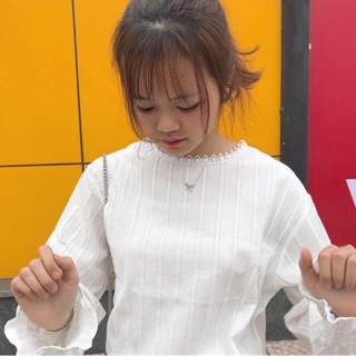 Sơ mi cổ ren tay bồng