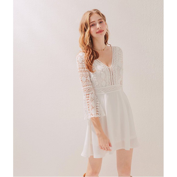 Váy ren thêu cổ V tay lửng nữ Air Space 2030124013 | BigBuy360 - bigbuy360.vn