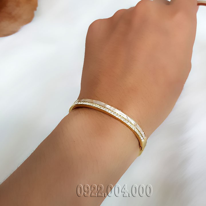 Vòng tay cẩn xà cừ 1 hàng đá xoàn, vòng tay nữ, vòng tay titan VZ1565.