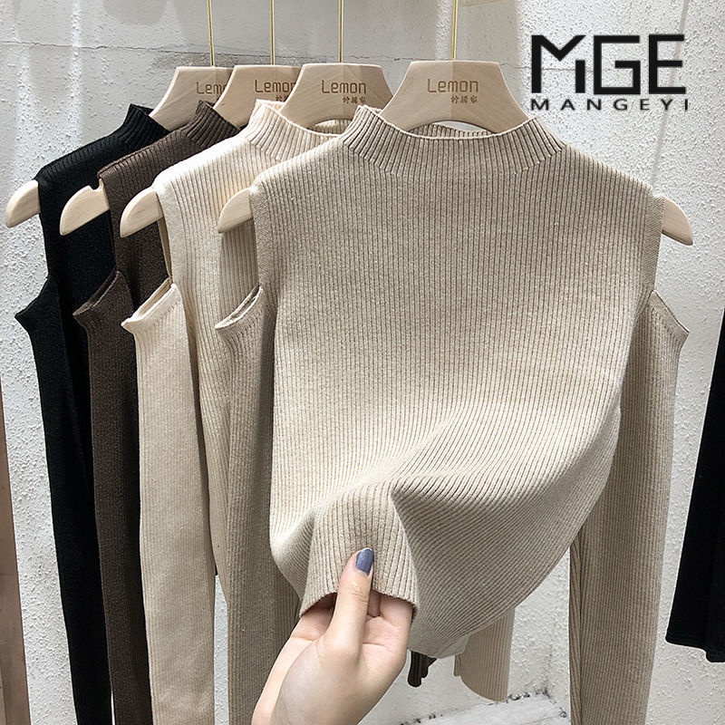 Áo Dệt Kim Nữ Tay Dài Dáng Ôm Màu Đen