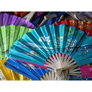 Quạt vải thư pháp đủ màu