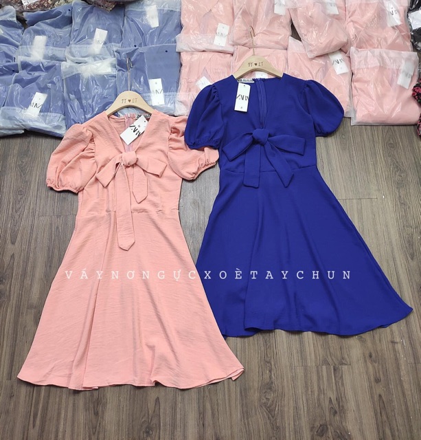 VÁY ĐŨI NƠ NGỰC