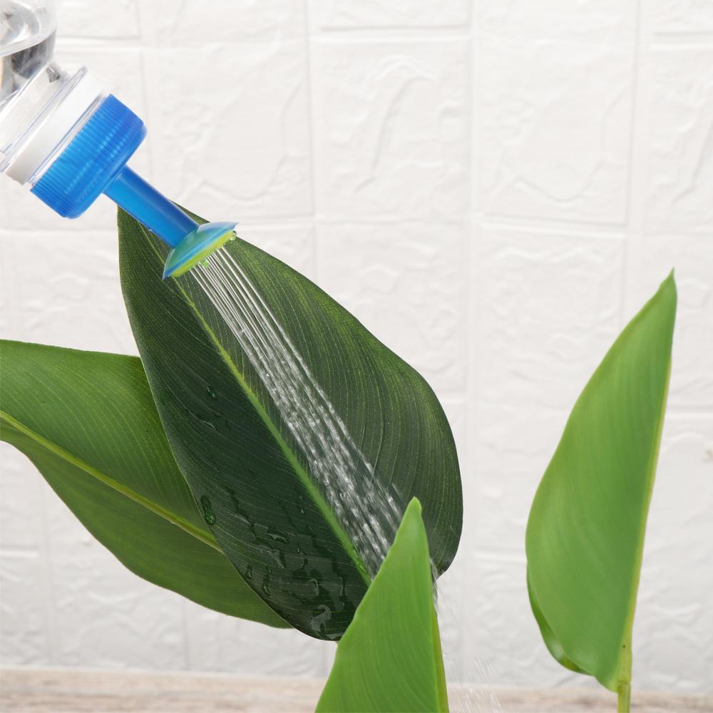 Bình Tưới Cây Bằng Nhựa Tiện Dụng