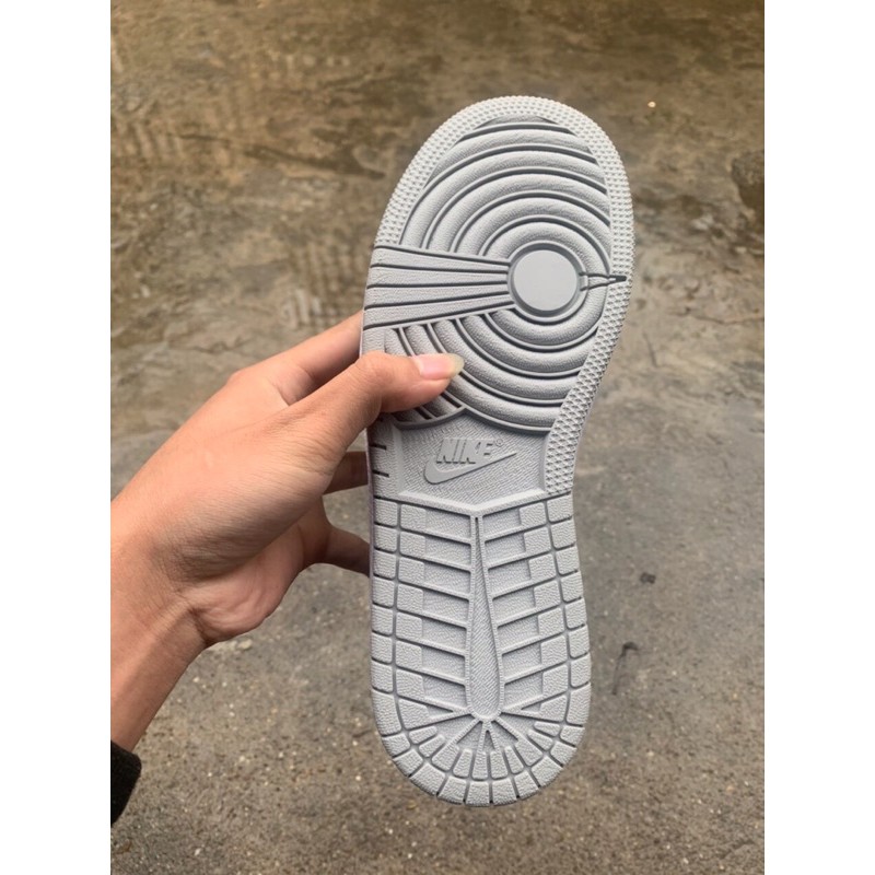 Giày thể thao A.I.R JO.R.Đ.ẦN 1 Xám trắng cổ cao siêu đẹp cho nam và nữ | BigBuy360 - bigbuy360.vn