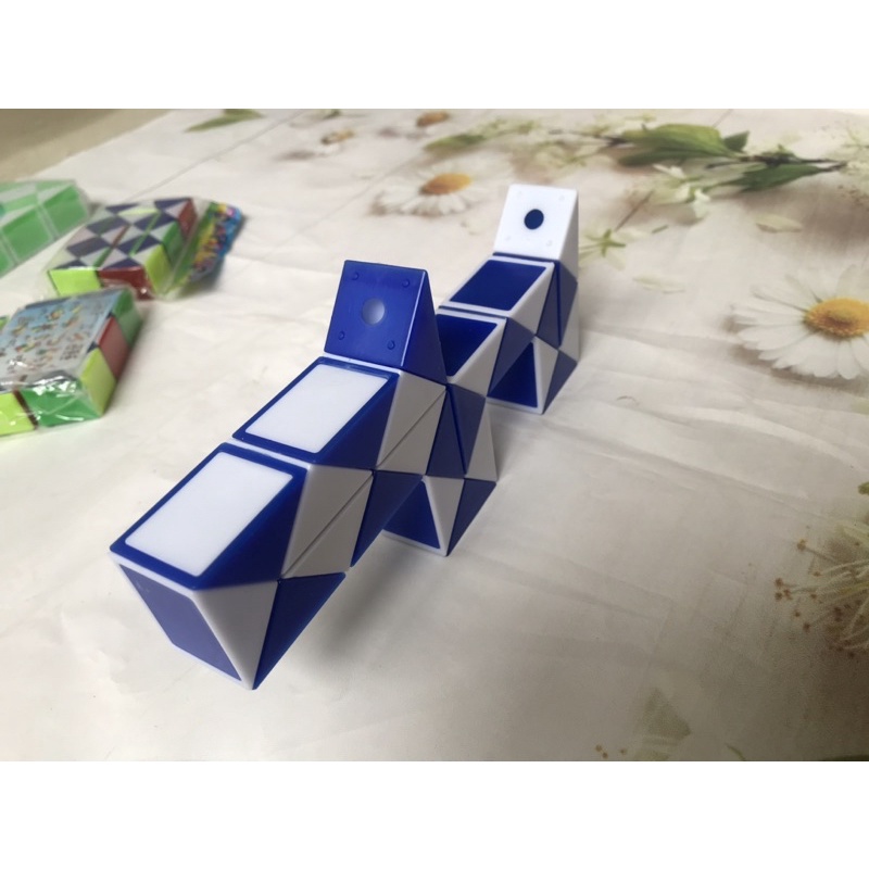 Thước kẻ tạo hình- Rubik snake cao cấp- Rubik snake biến hình, biến thể thông minh -Game trí tuệ phát triển  cho trẻ