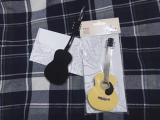 Mô hình guitar mini