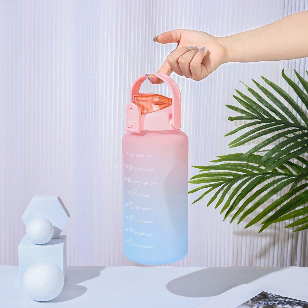 PISTA Bình Nước Dung Tích 2000ml Kèm Ống Hút Tiện Lợi
