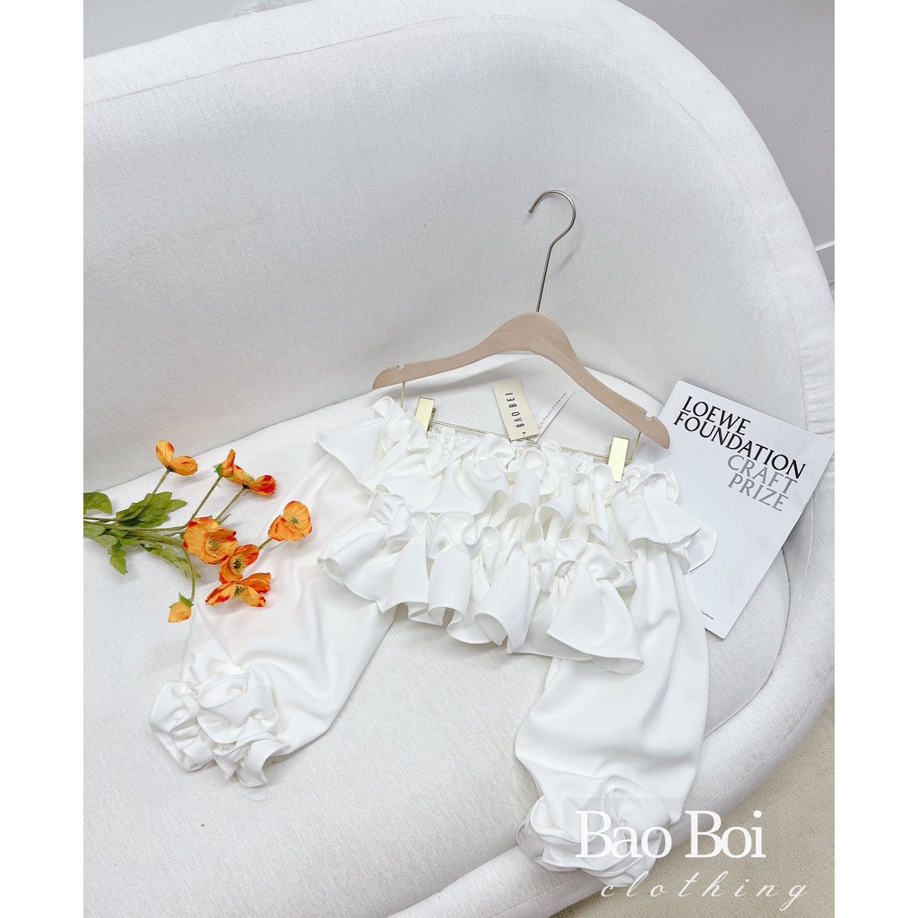 Áo trễ vai bánh bèo, áo croptop trễ vai điệu đà