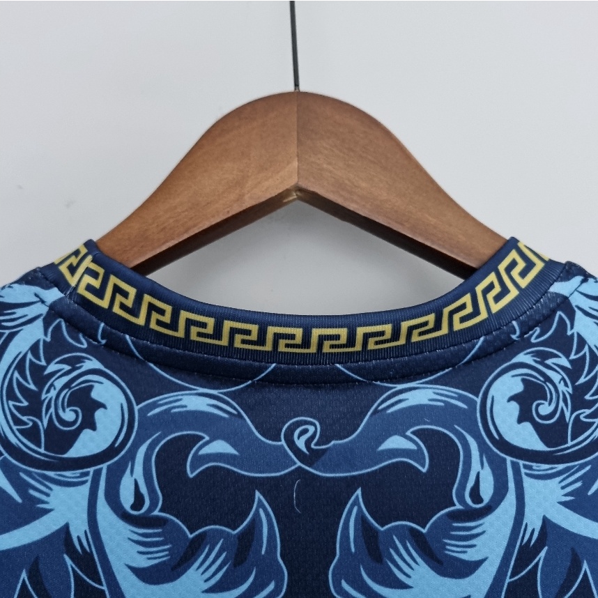 VERSACE Áo Thun Bóng Đá 2022-23 Phong Cách Ý Cá Tính Cho Nam