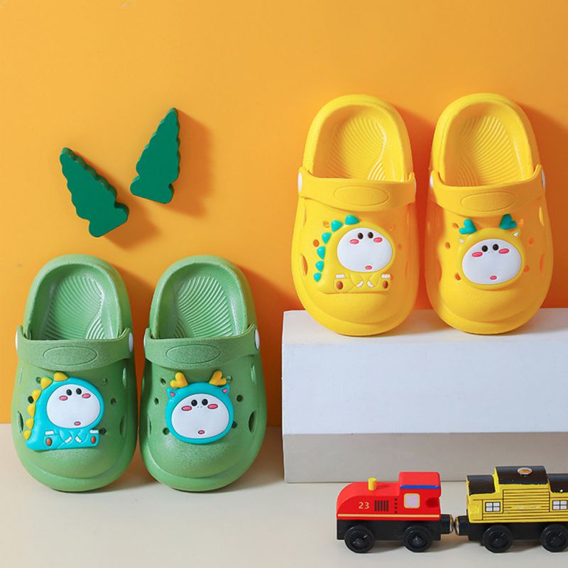 Dép Sandal Đế Mềm Đục Lỗ Họa Tiết Hoạt Hình Dễ Thương Thời Trang Mùa Hè Dành Cho Trẻ Em