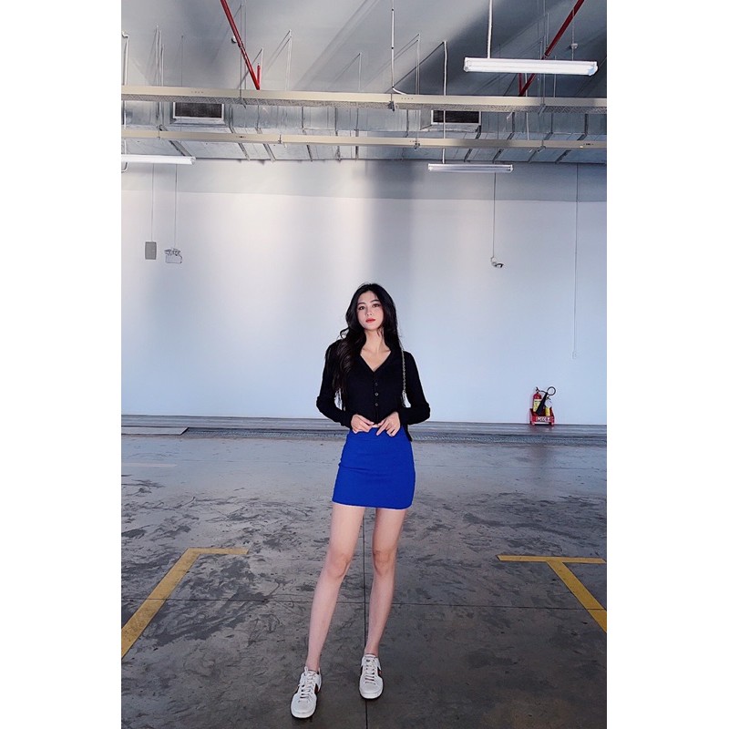 CHÂN VÁY GÂN XẺ - KHÔNG XẺ