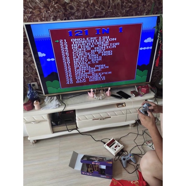 Máy chơi game 4K HDMI kèm tay cầm chơi game và đĩa trò chơi 121 trò