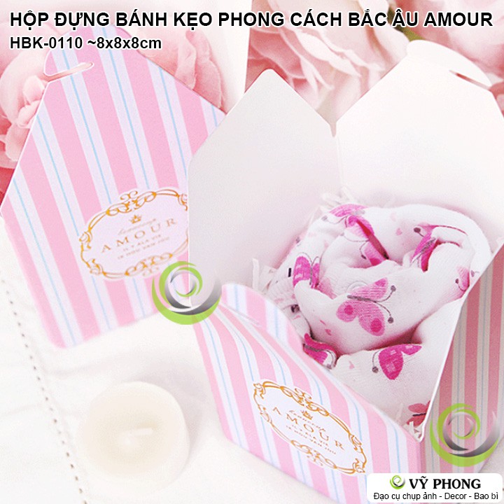 HỘP GIẤY ĐỰNG BÁNH KẸO QUÀ TẶNG CÁC DỊP LỂ ĐÁM CƯỚI PHONG CÁCH BẮC ÂU SANG TRỌNG CHỮ NHŨ VÀNG HBK-0110