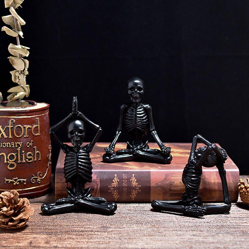 Set 4 Tượng Đầu Lâu Trắng / Đen Trang Trí Halloween