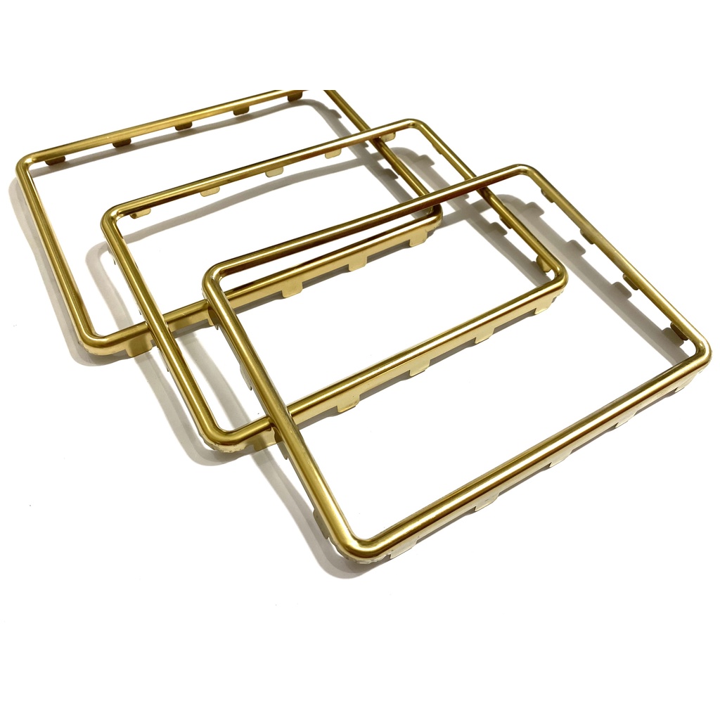 Khung Viền Biển Vàng Siêu Đẹp Mẫu Mới