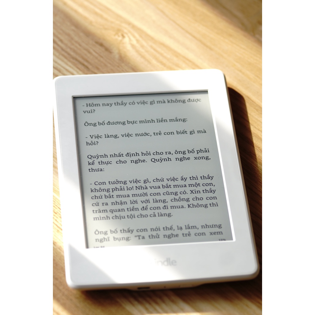 Máy đọc sách Kindle Paperwhite cũ