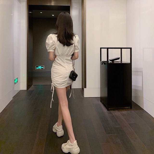 Đầm trắng khoét eo rút thân | BigBuy360 - bigbuy360.vn