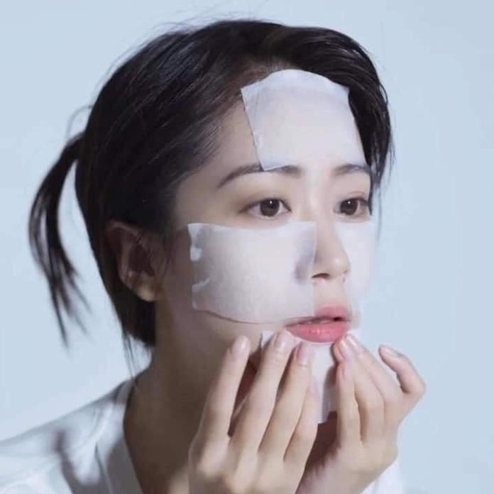 Nước Hoa Hồng Nhẹ Dịu Da Nhạy Cảm Simple Soothing Facial Toner 200ml - PINK BEAUTY