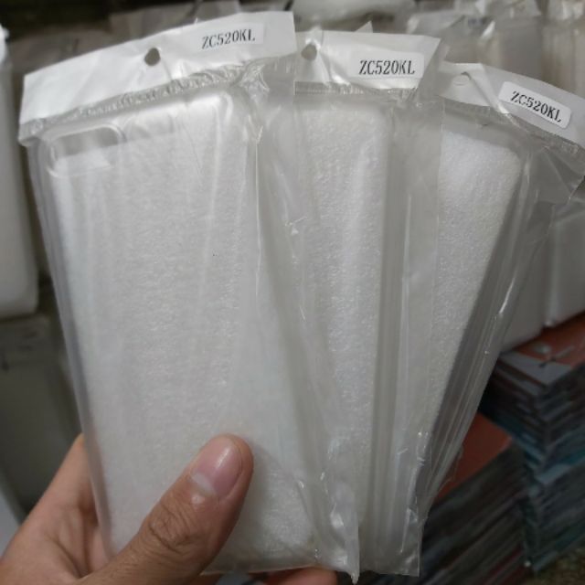 Bộ 3 chiếc ốp dẻo silicon zenfone 4 max zc520kl trong suốt (loại tốt)