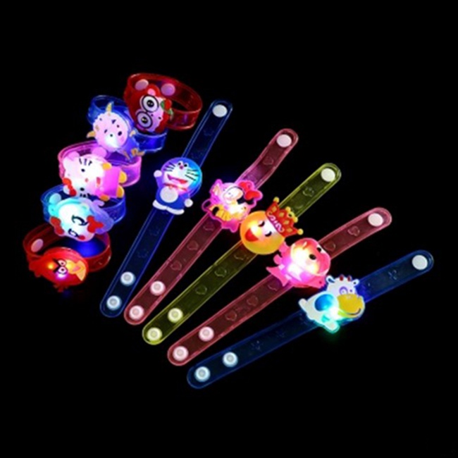 Đồng hồ đeo tay trẻ em có đèn LED phát sáng_Đồng hồ phát sáng