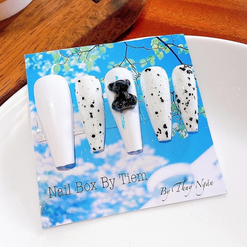 Mẫu nailbox gấu đen ( ib chọn size móng )