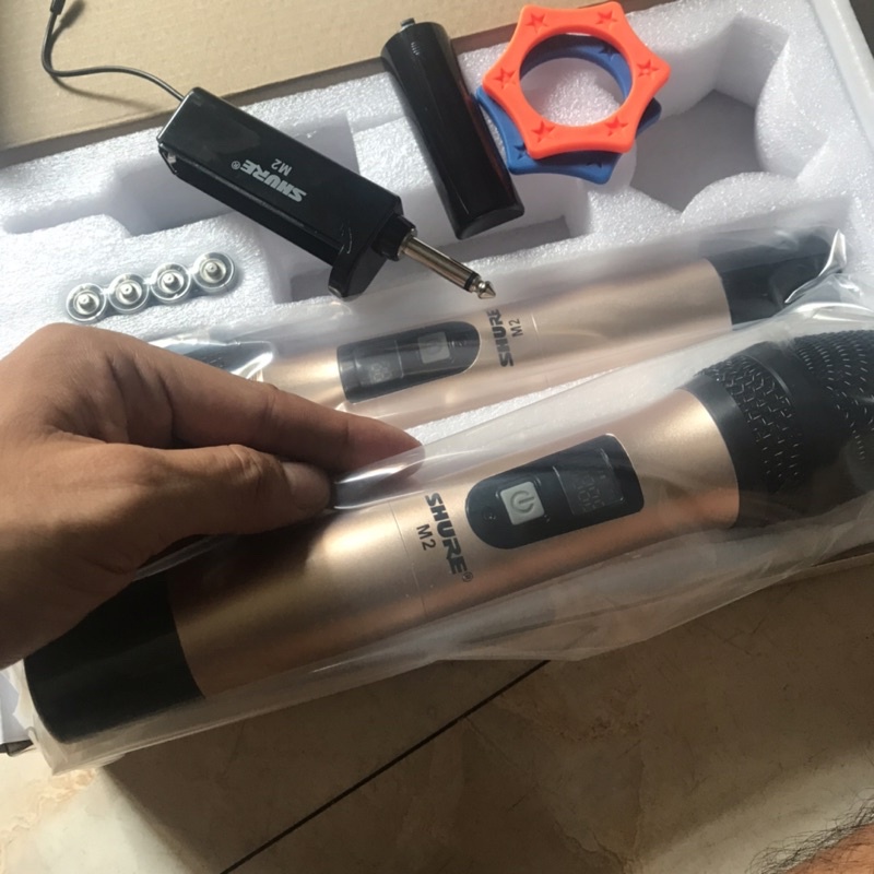BỘ MICRO KHÔNG DÂY Shure M2 DÙNG CHO LOA KÉO HOẶC AMPLY - micro đa năng nhôm - Gia Khang Shop