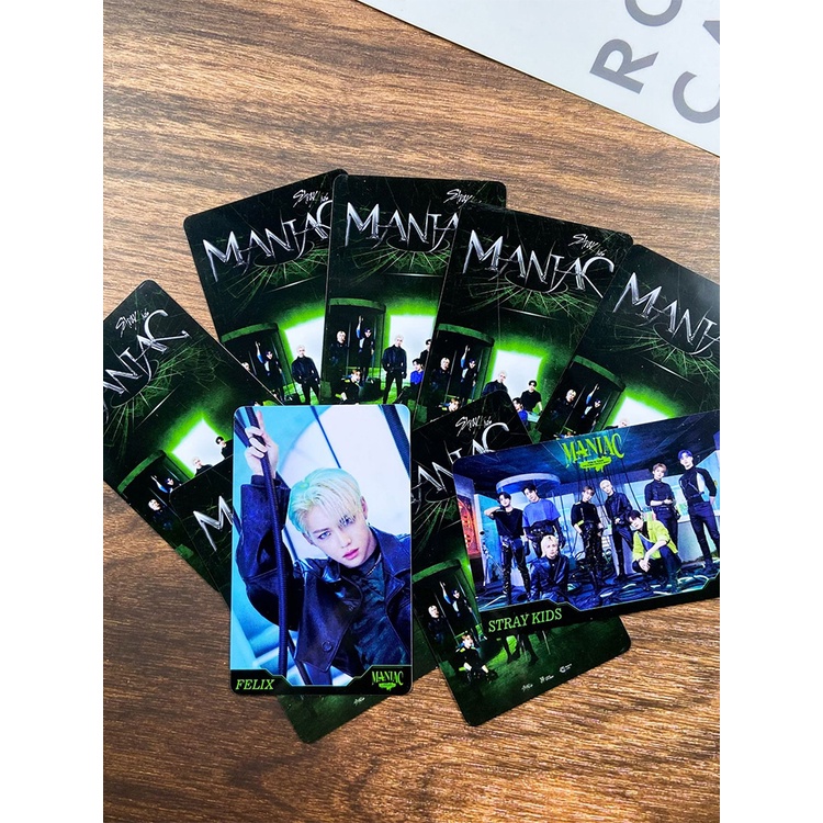 Set 9 Thẻ Hình Lomo Cho Fan Của Kpop Stray Kids